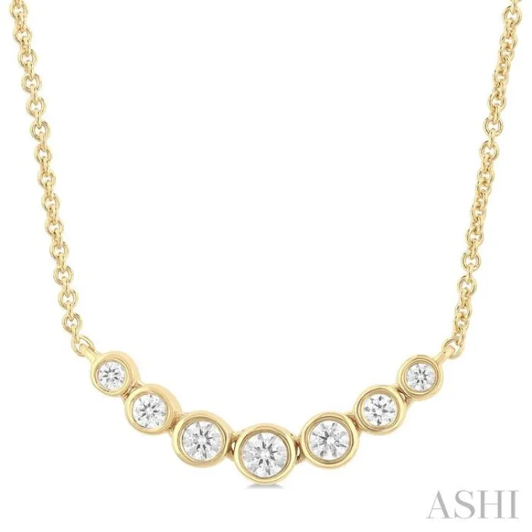 1/4 ctw Graduated Bezel Set Round Cut Diamond Smile Necklace in 14K Yellow Gold