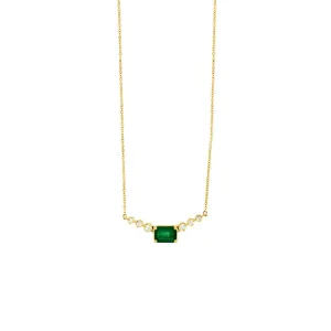 14 Karat Yellow Gold Necklace With An Emerald And Diamonds