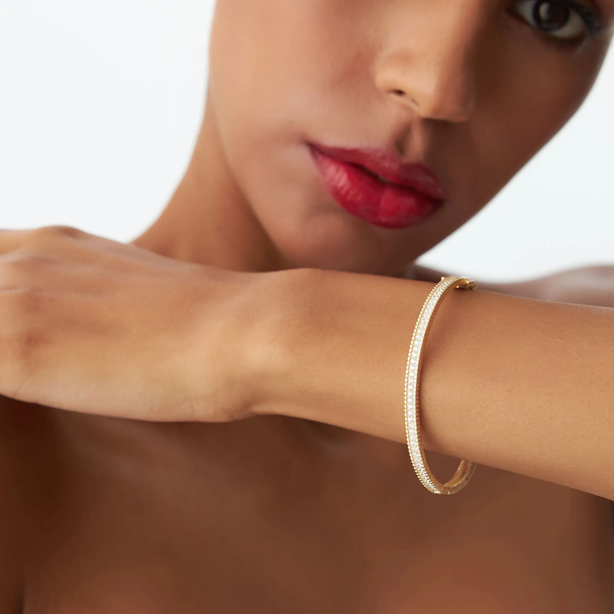 14k Milgrain Diamond Bangle Bracelet
