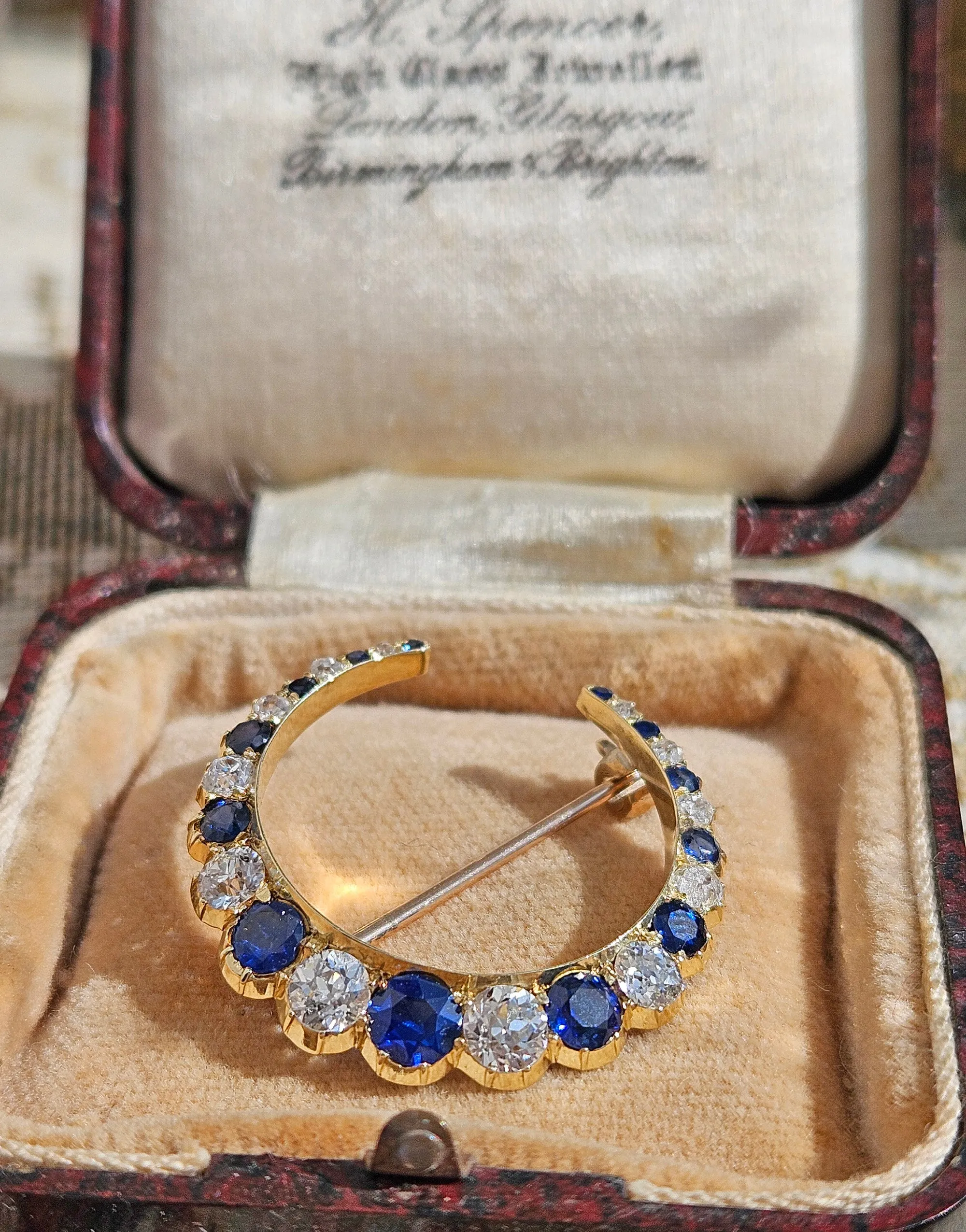 1900s Edwardian English GIA 3.0ctw Royal Blue Unheated Sapphires & Old Cut Diamonds Crescent Moon 14K Yellow Gold Brooch Pin