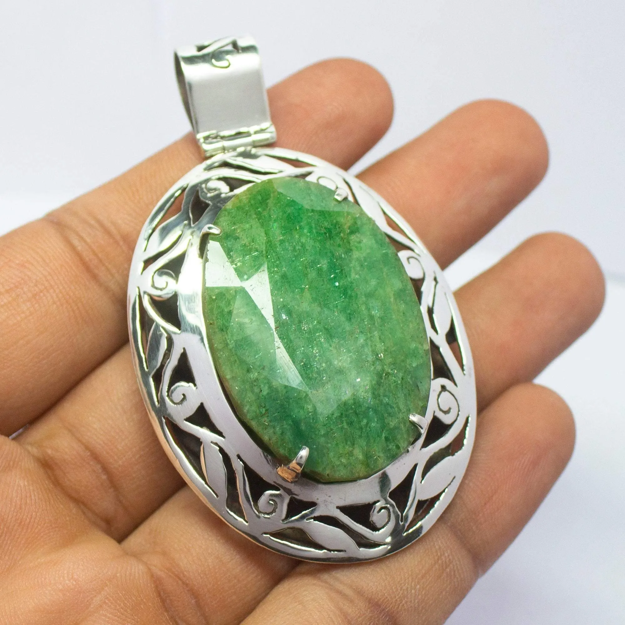 36g, Totally Handmade Natural Emerald Oval Shape Designer 925 Sterling Silver Pendant