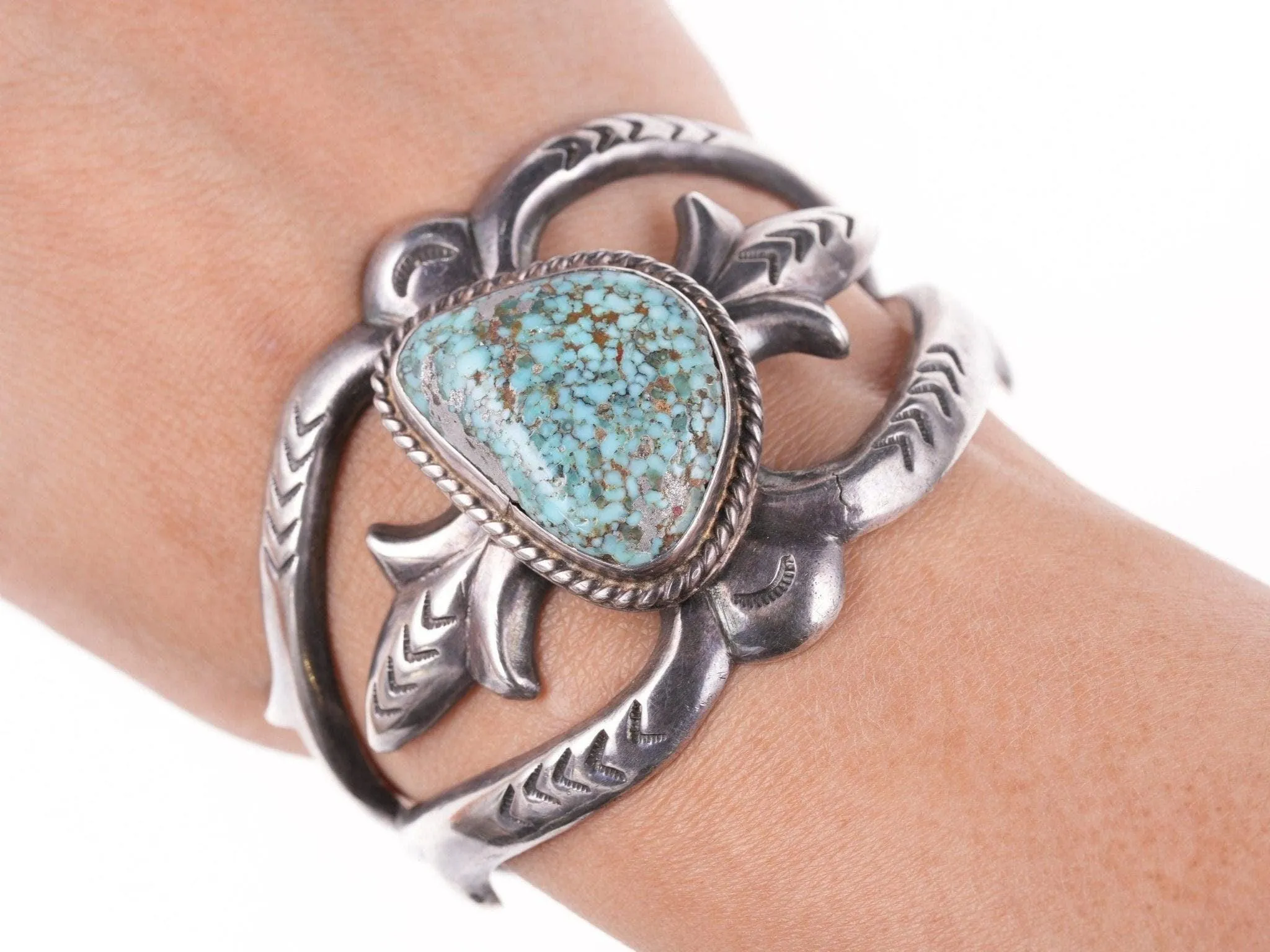 6.5" Vintage Navajo Tufa cast silver bracelet with turquoise