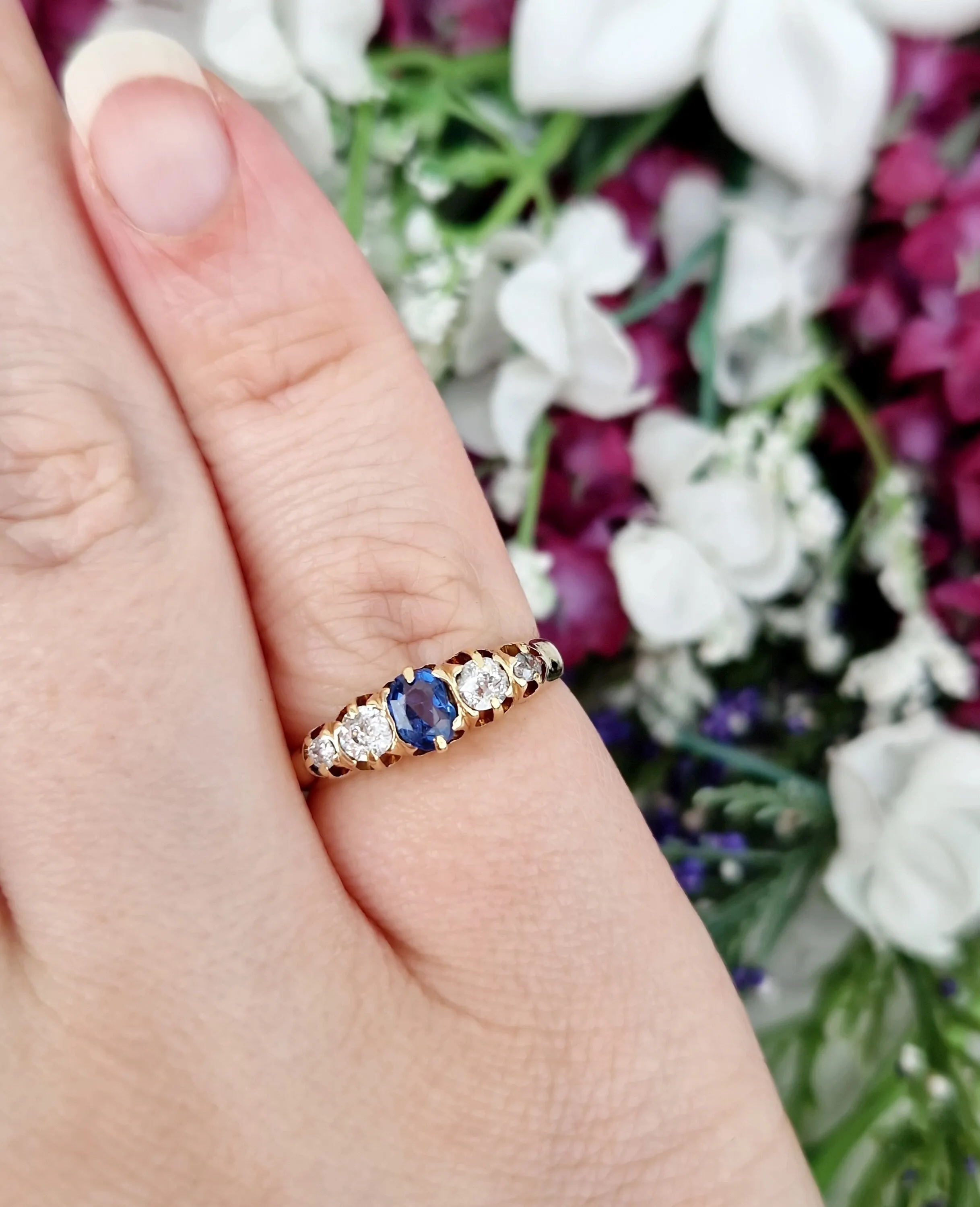 Antique 1887 Victorian 18ct Gold Classic Sapphire and Old Cut Diamond 5 Stone Band Ring / Size N or 7