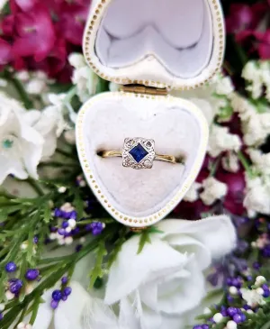 Antique Art Deco 18ct Gold & Platinum Sapphire and Diamond Cluster Ring / Size I or 4.5