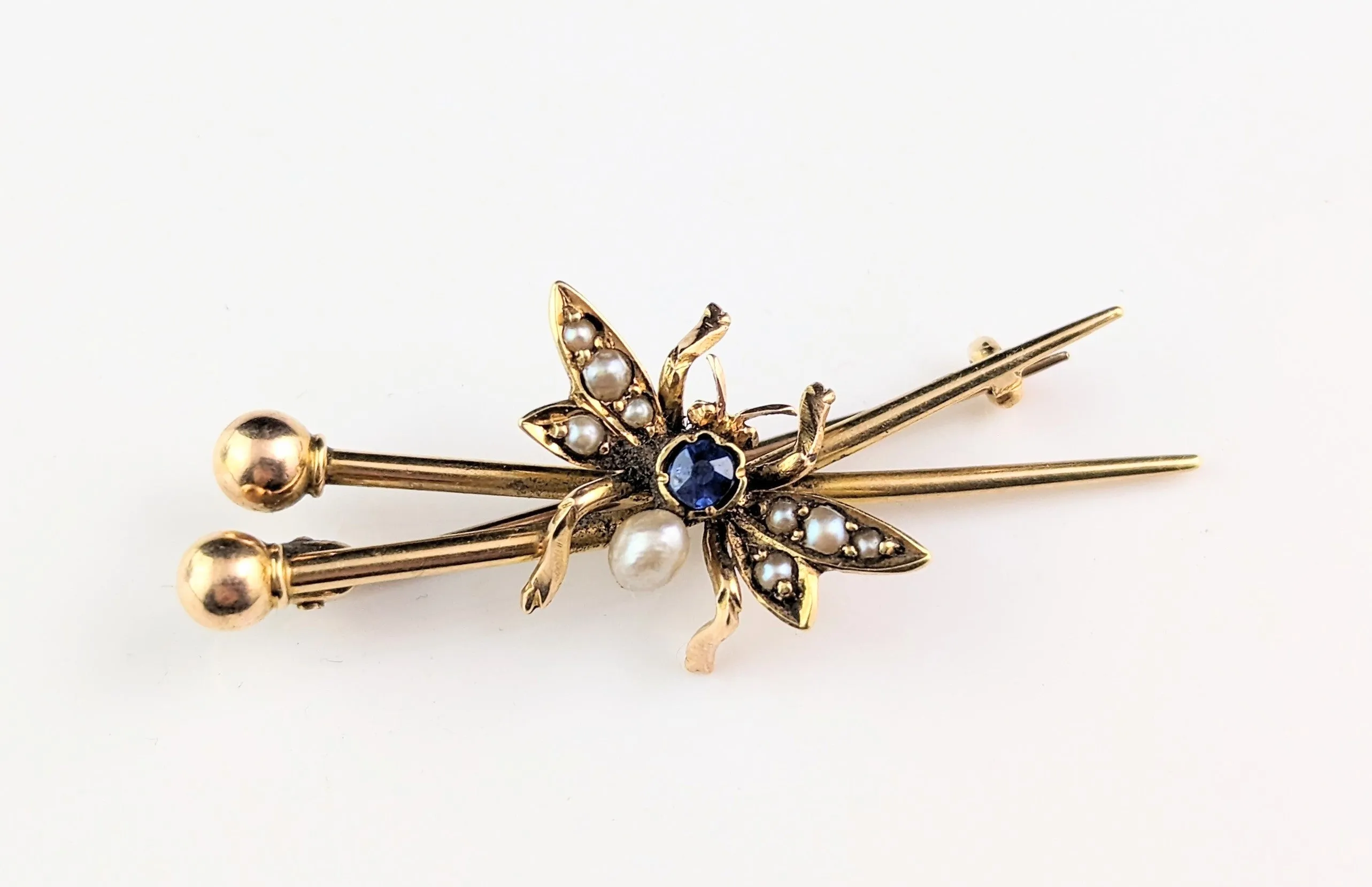 Antique fly brooch, crossed needles, Sapphire and Pearl, 15k gold