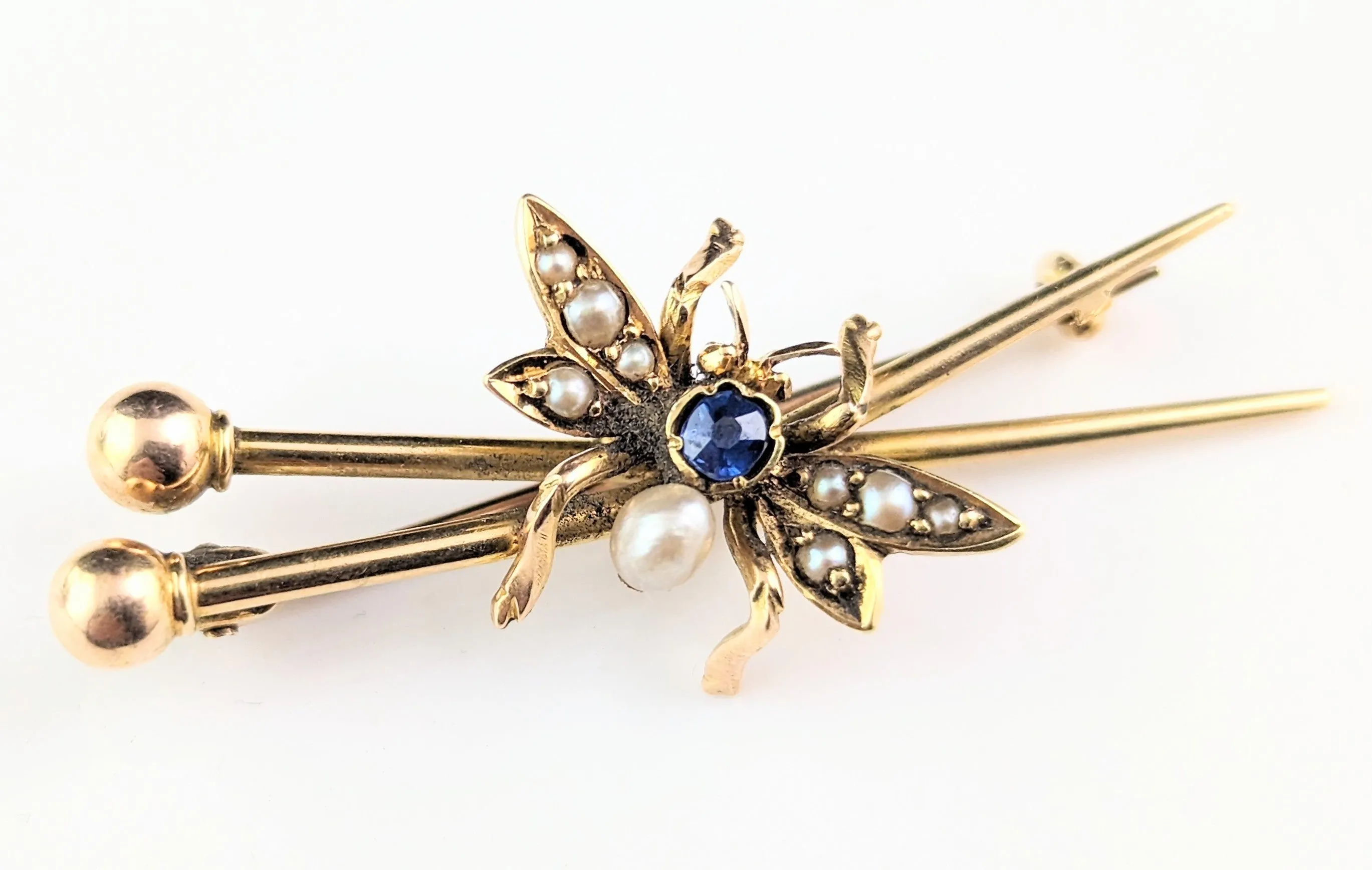 Antique fly brooch, crossed needles, Sapphire and Pearl, 15k gold