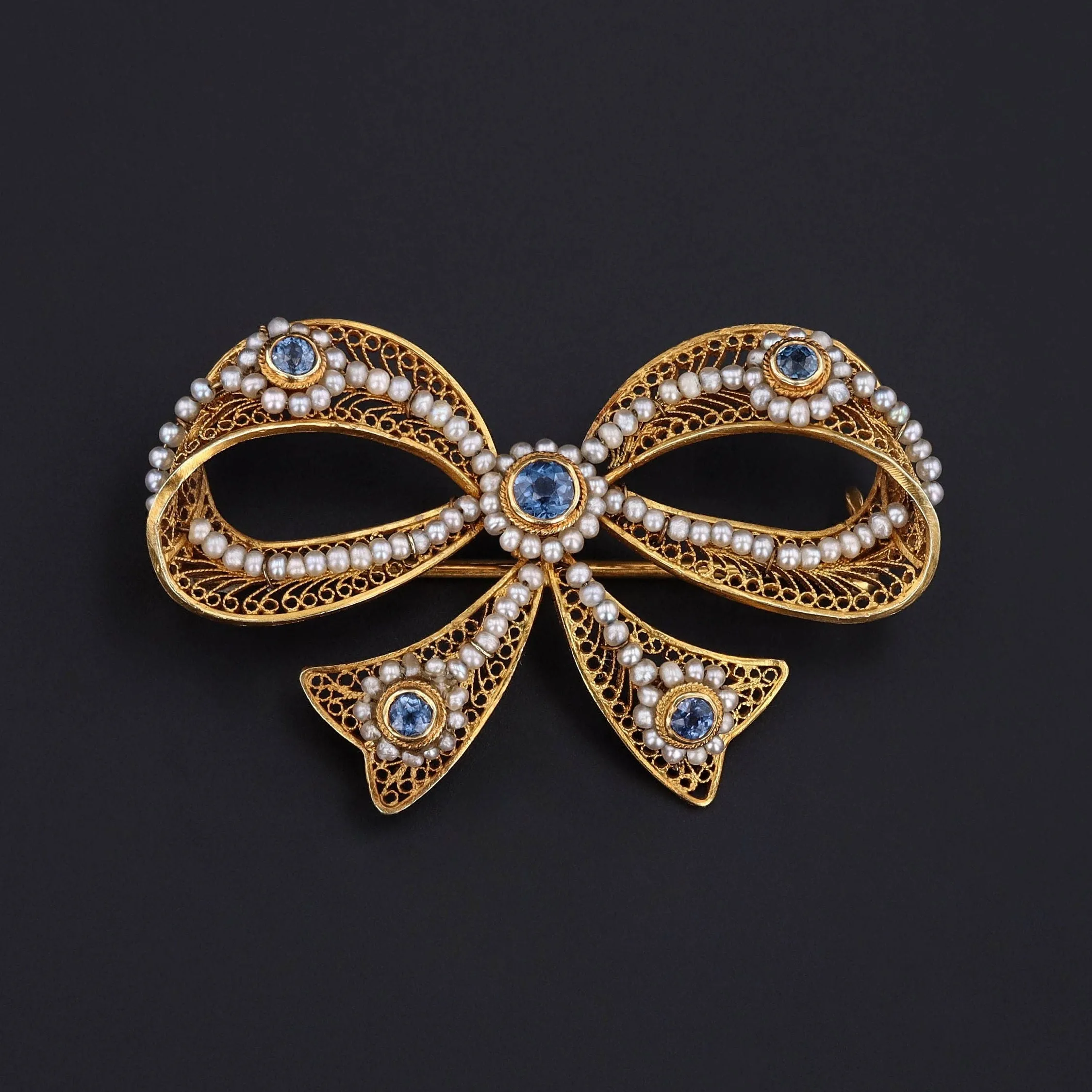 Antique Pearl and Sapphire Bow Brooch of 14k Gold