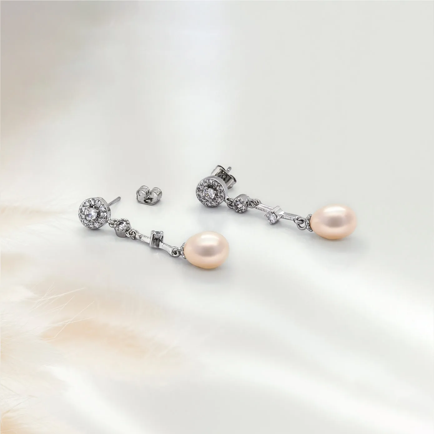 Aurora Drop Pearl Earring