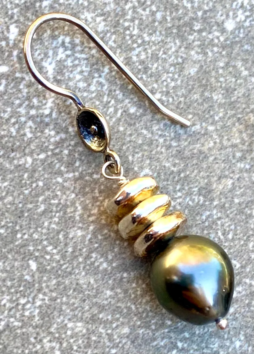 Black Pearl Drop Earring