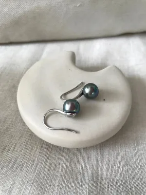 Black Pearl Droplet Earrings