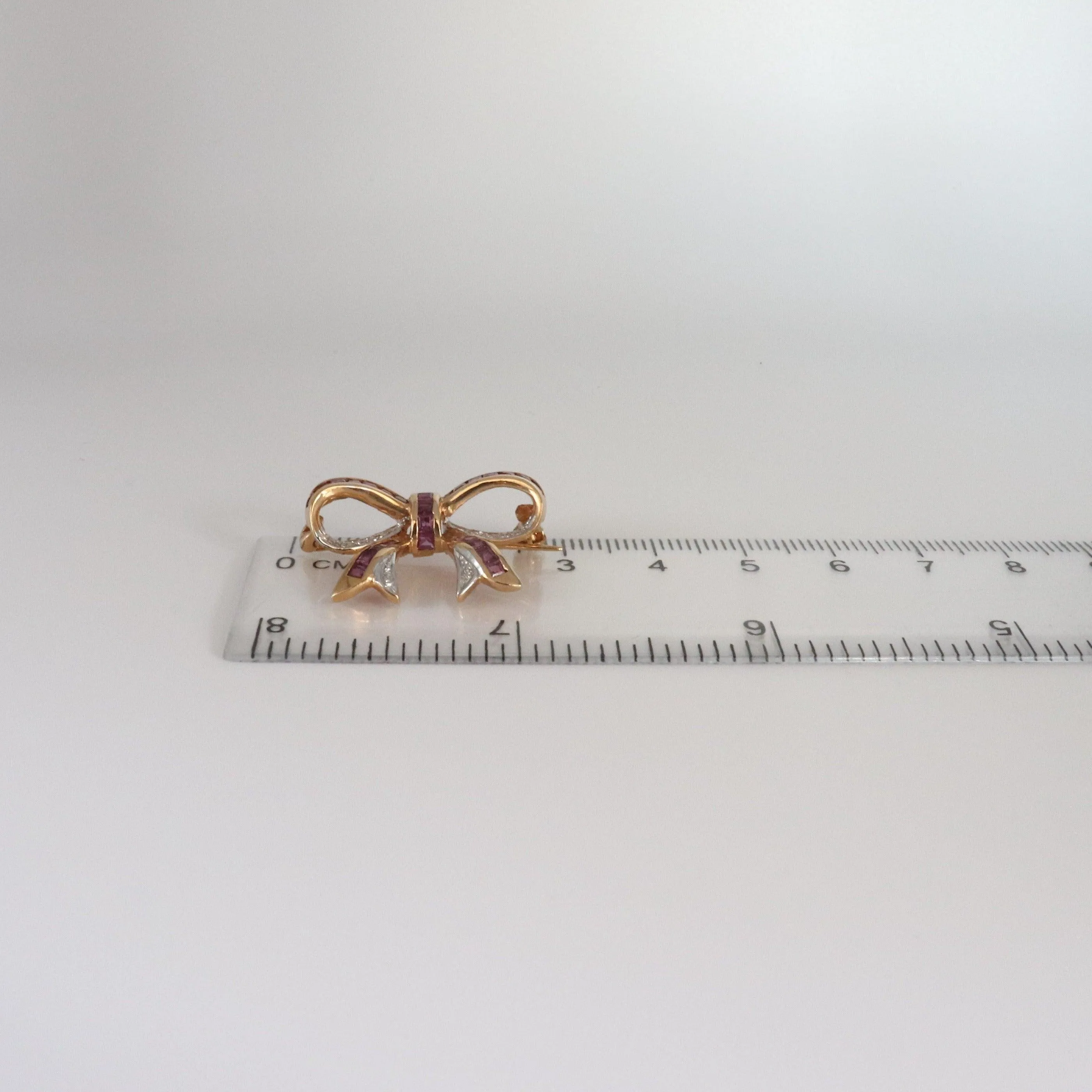 Bow Brooch with Diamonds and Rubies