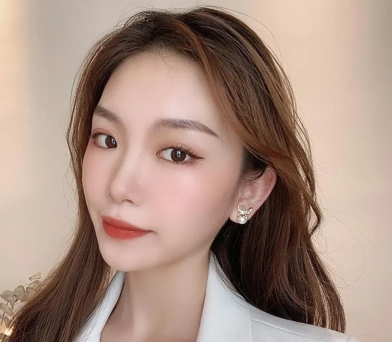 Butterfly Pearl Stud Earrings
