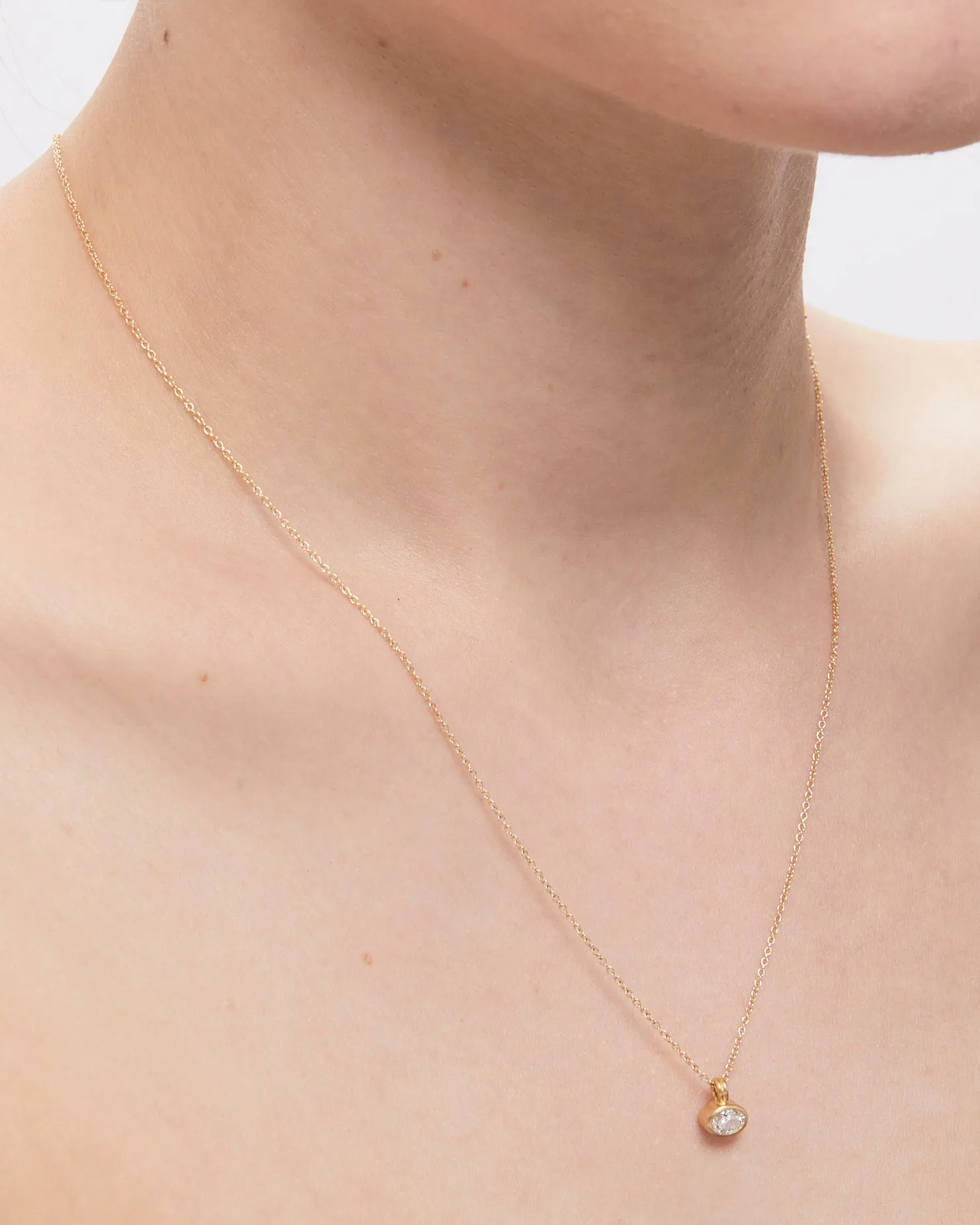 Dyan Large Oval Diamond Necklace in 20K Peach Gold- 18"