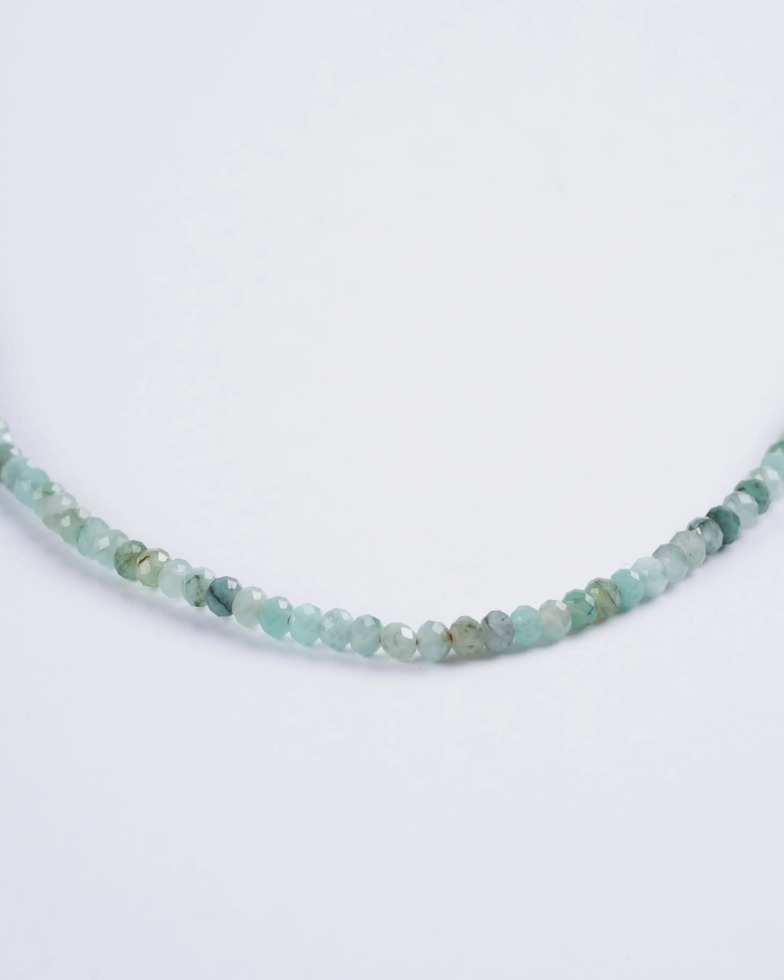 emerald necklace w/9k clasp - 30" - green