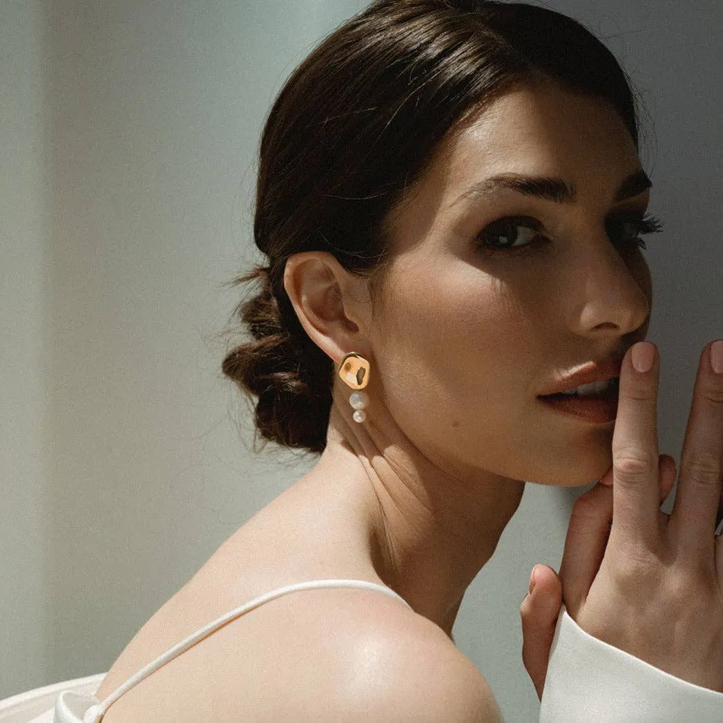 Farrah Pearl Drop Earrings