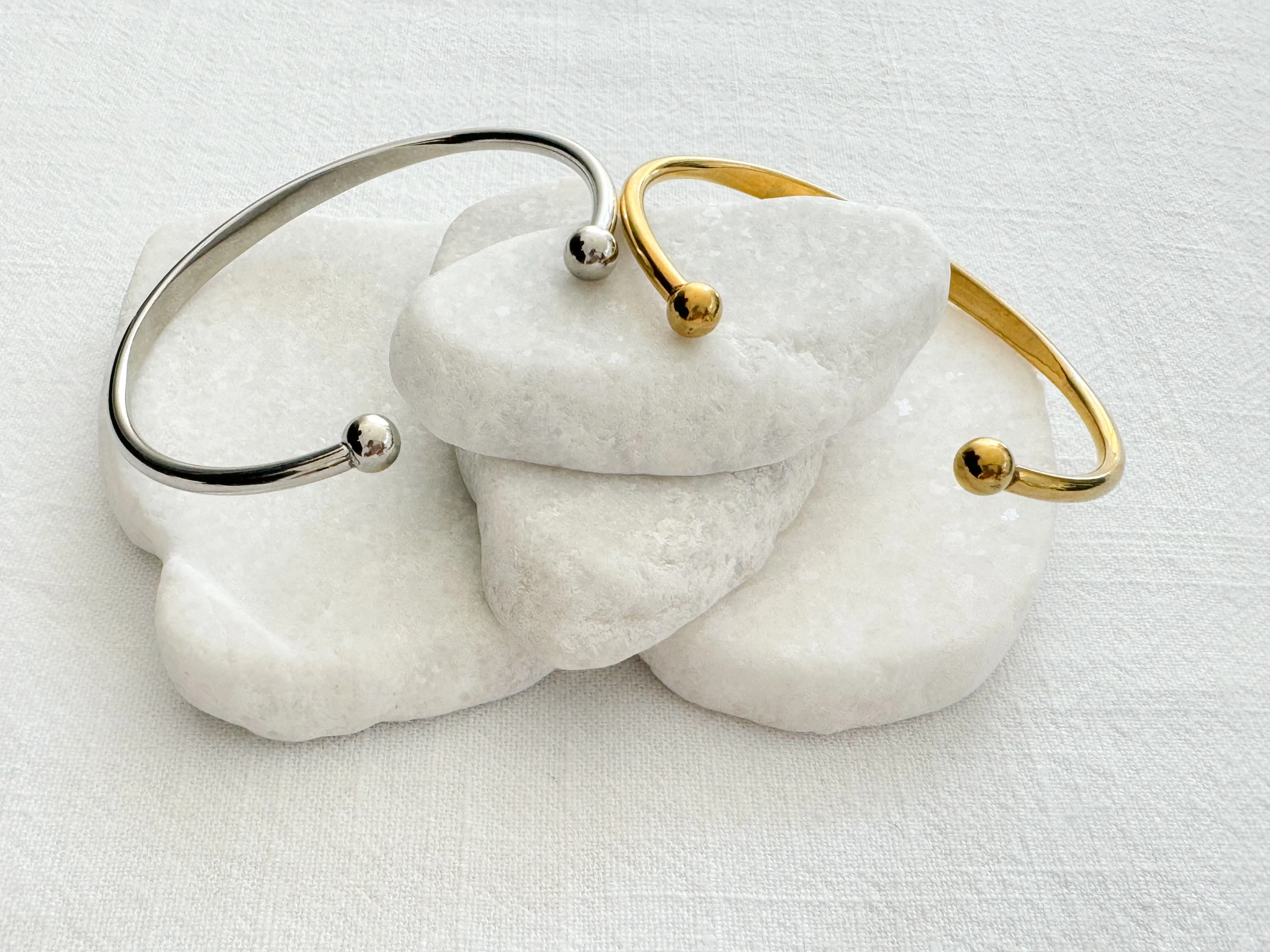 Haru Bracelet Cuff