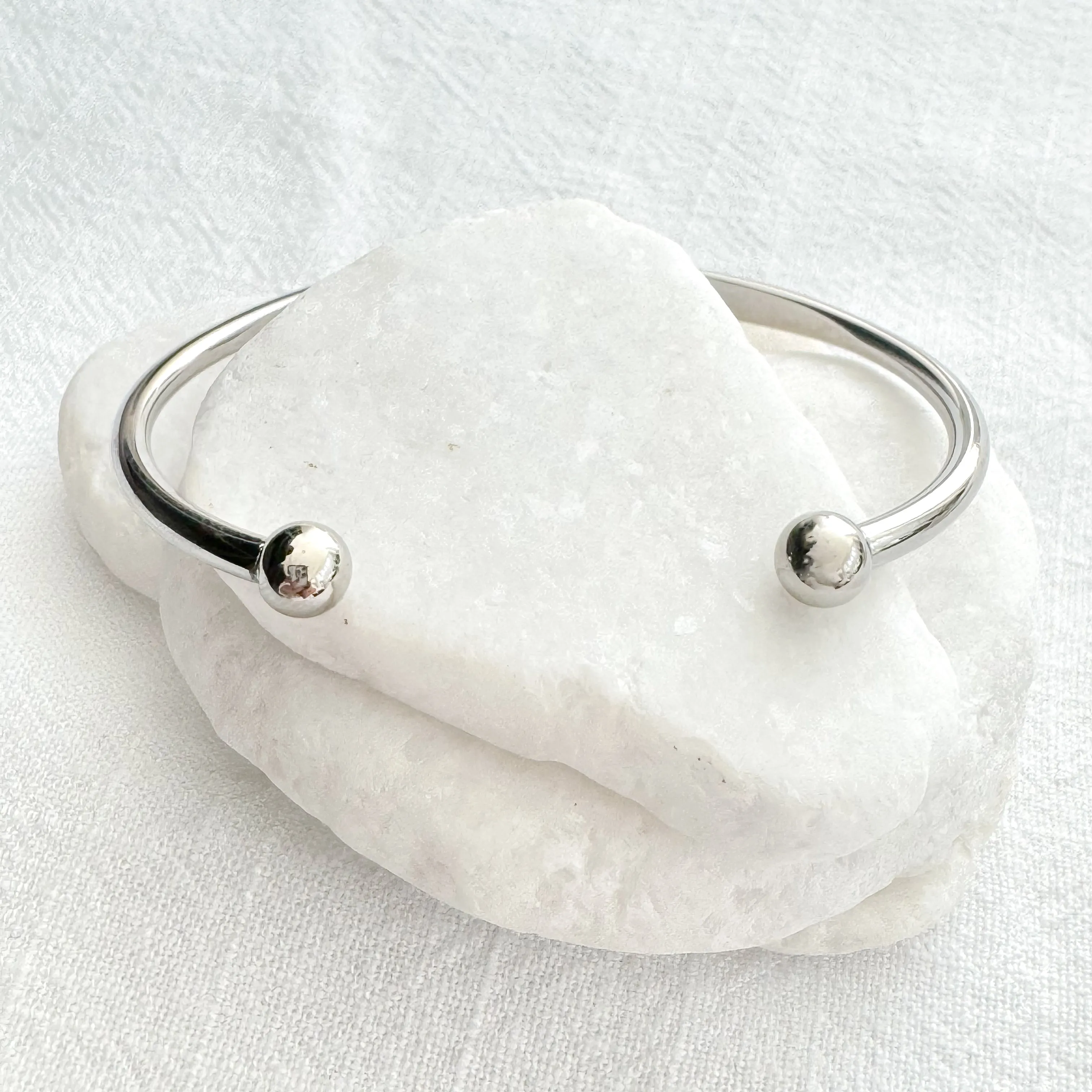 Haru Bracelet Cuff
