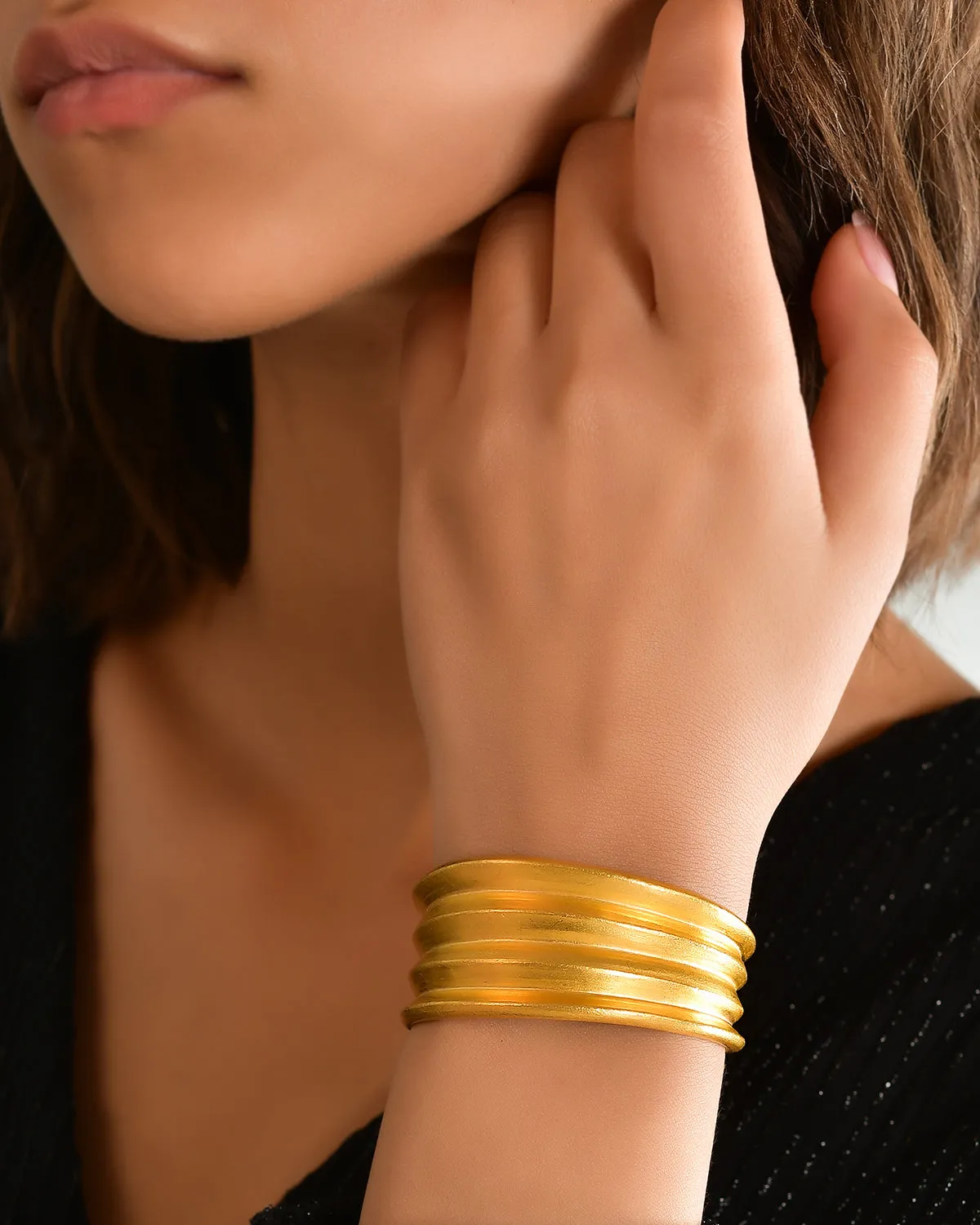 Helen Pleated Cuff Medium