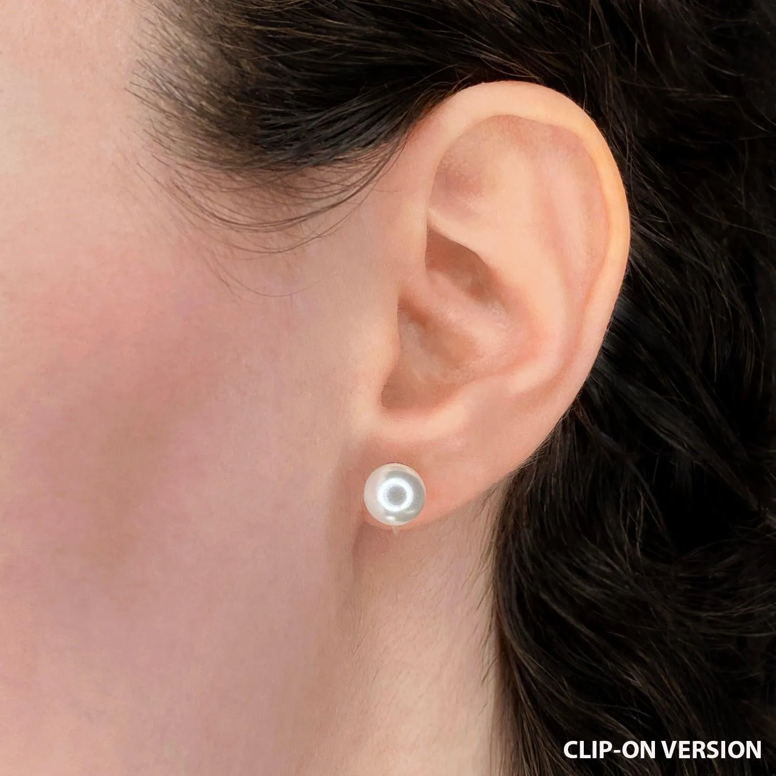 MEDIUM PEARL STUD EARRINGS IN SILVER