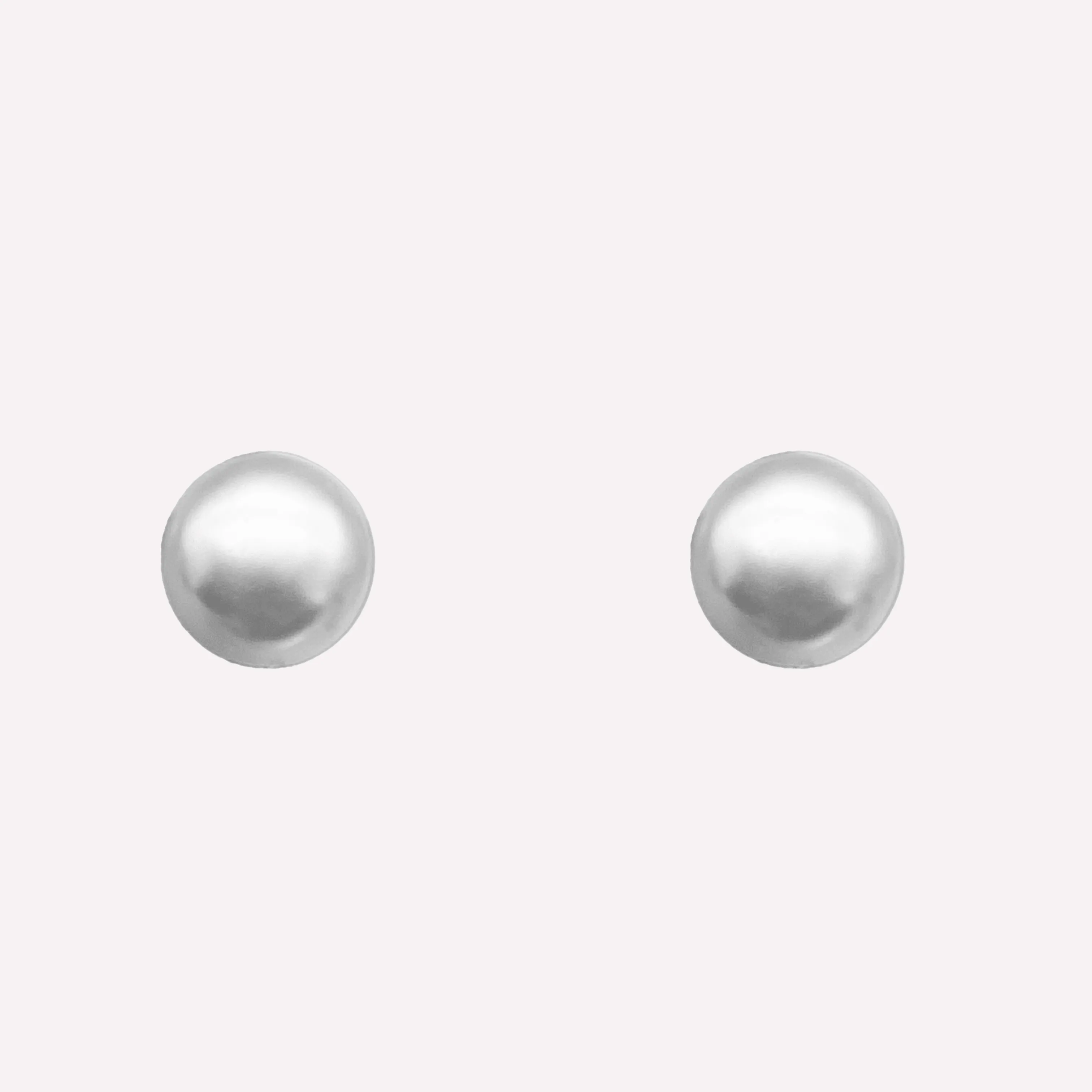 MEDIUM PEARL STUD EARRINGS IN SILVER