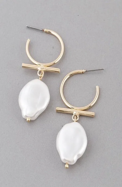 Pearl drop earrings