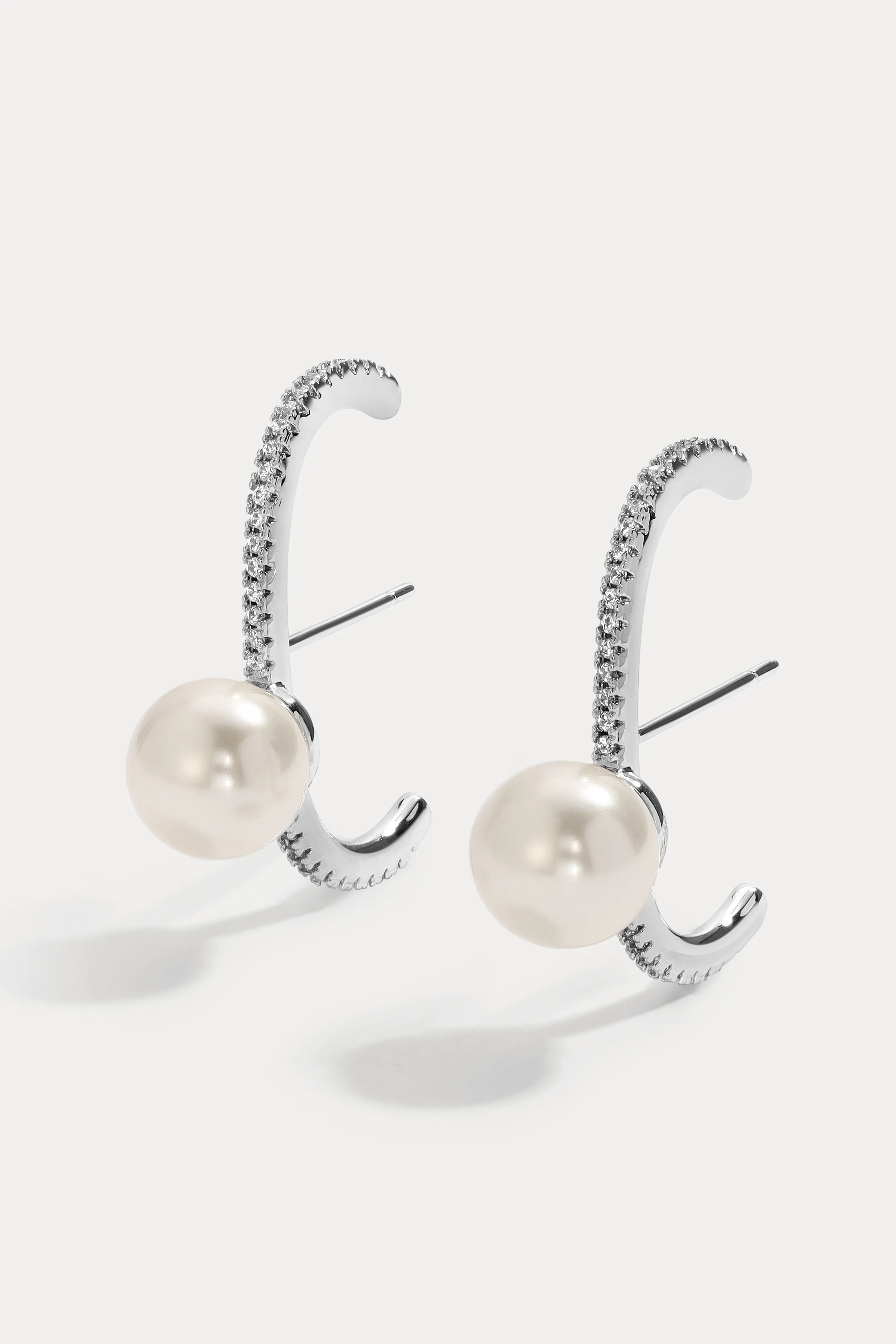 Pearl Scarlet Bar Studs