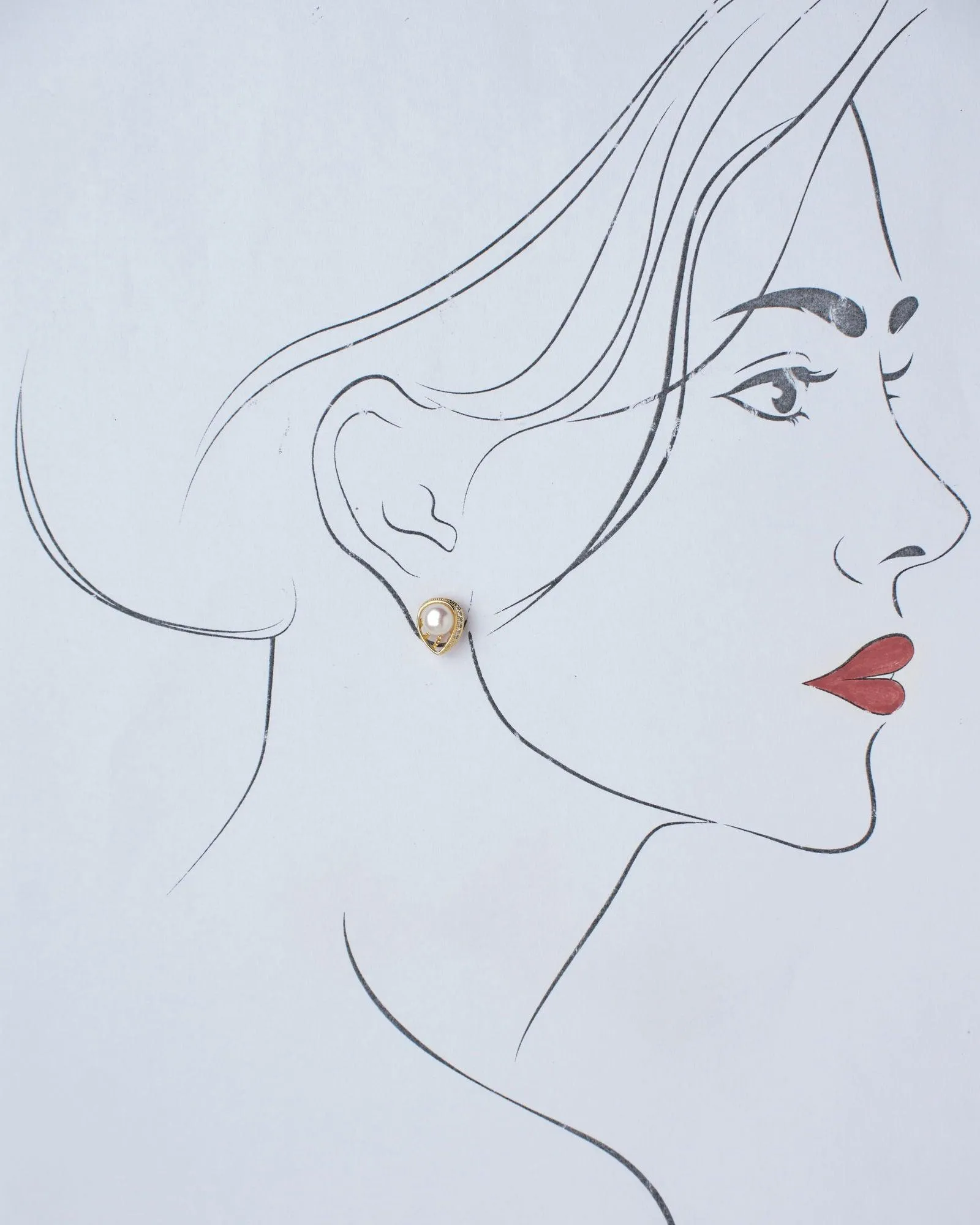 Simple Stud Pearl Earring