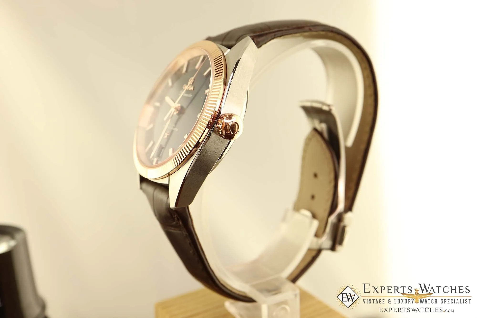 Sold!!! Omega Constellation Globemaster Sedna Gold Steel Watch 130.20.39.21.03.001 Blue