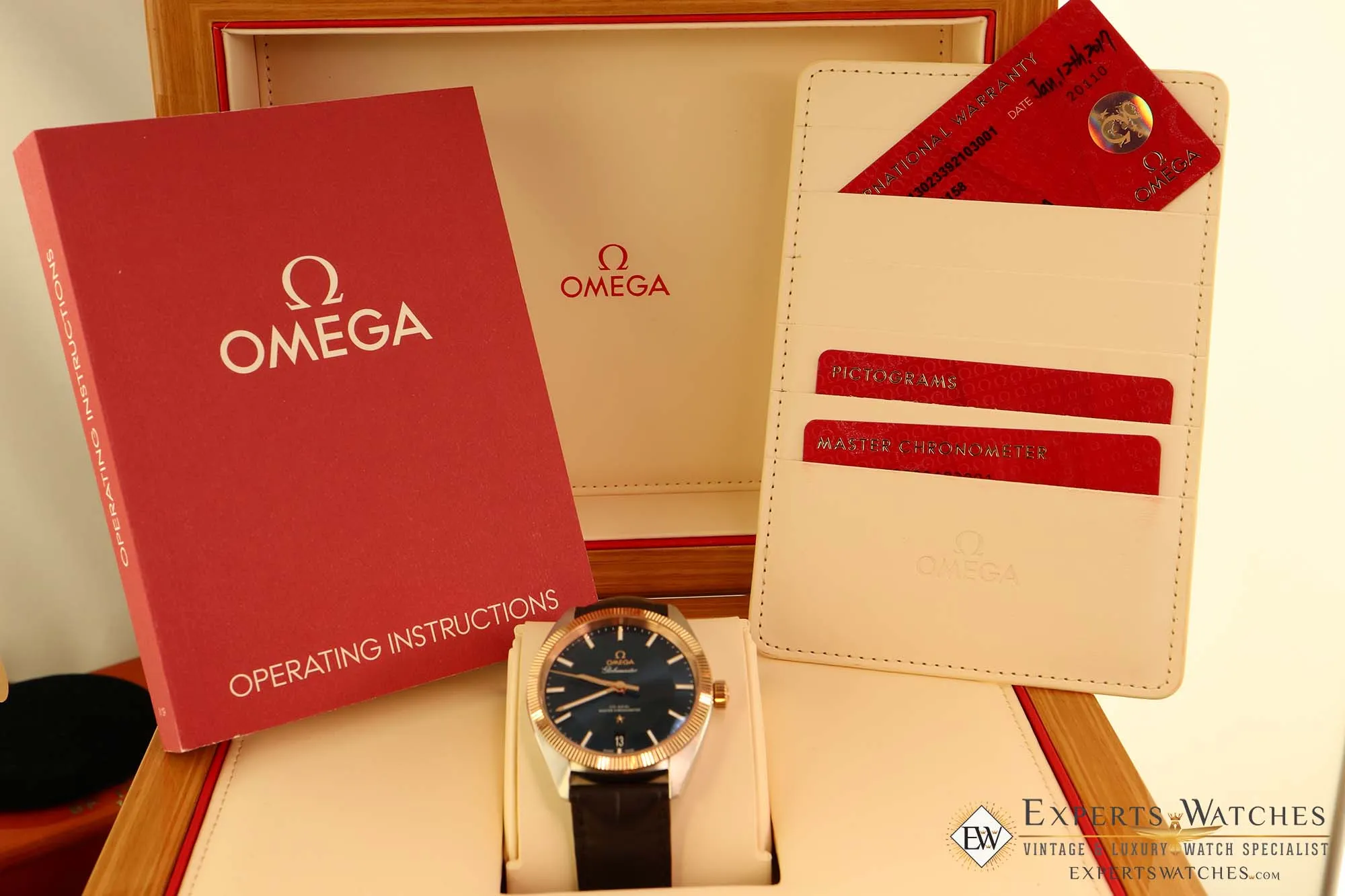 Sold!!! Omega Constellation Globemaster Sedna Gold Steel Watch 130.20.39.21.03.001 Blue