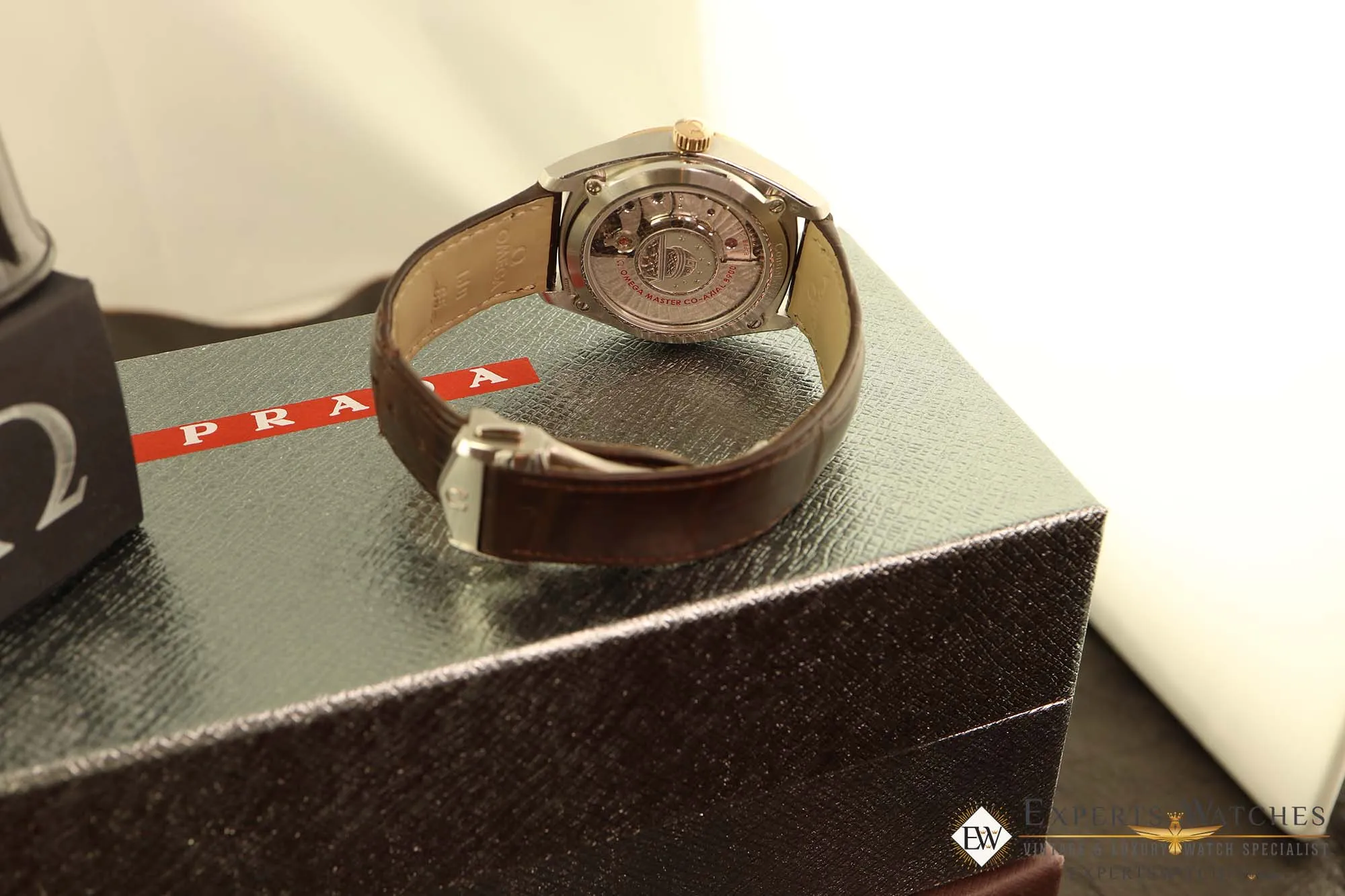 Sold!!! Omega Constellation Globemaster Sedna Gold Steel Watch 130.20.39.21.03.001 Blue