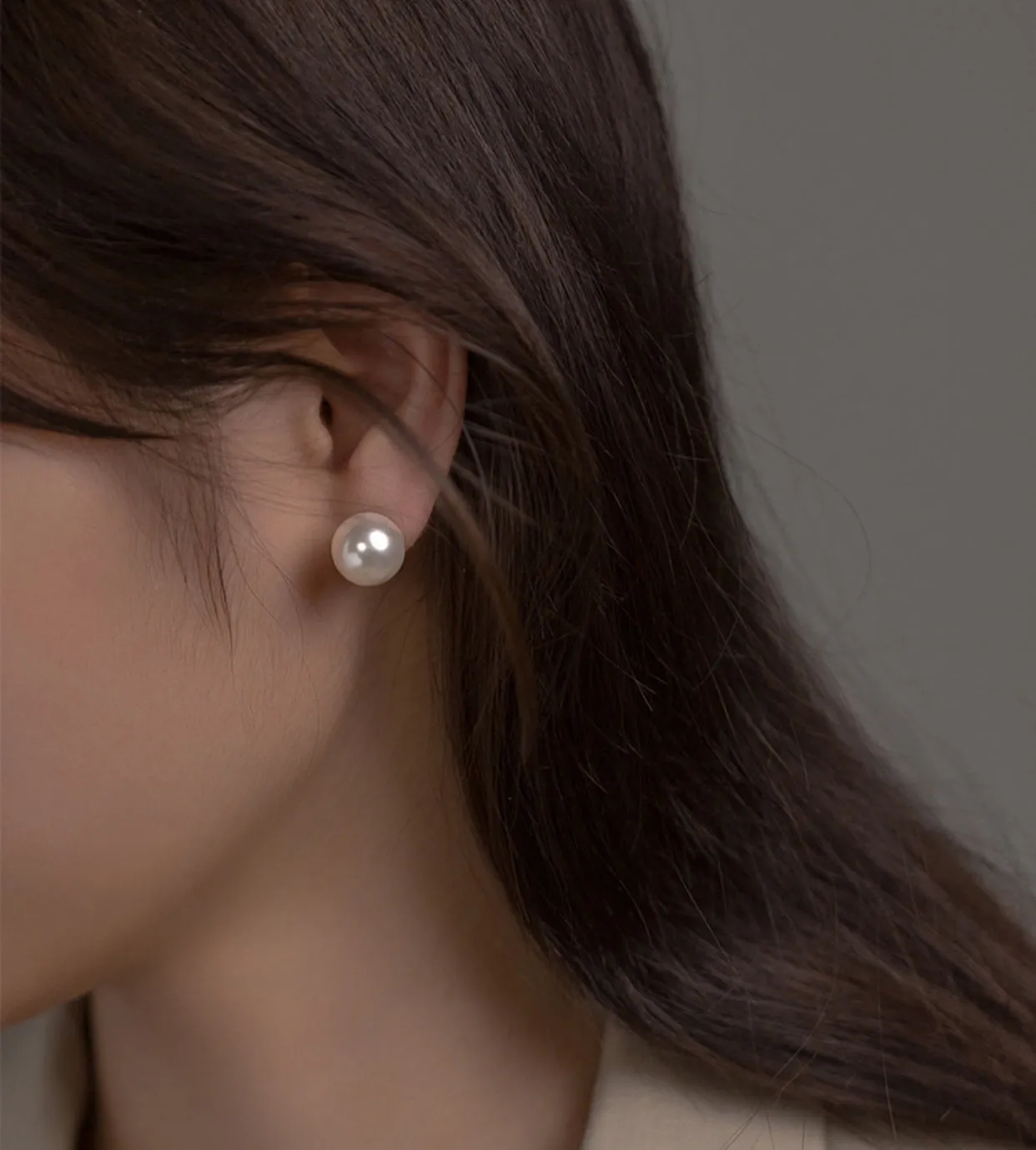 Solitaire Pearl Stud Earrings-SS083