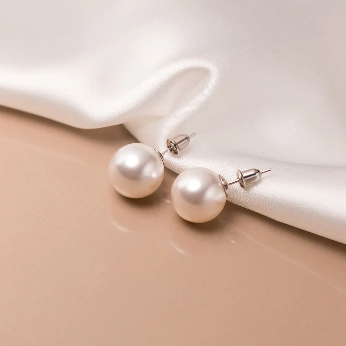 Solitaire Pearl Stud Earrings-SS083
