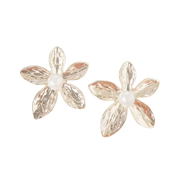 The Tracy Luxe Gold Flower with Pearl Center