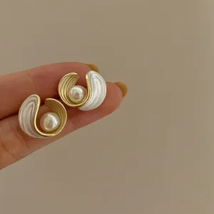 Unique Mother of Pearl Gold Earrings