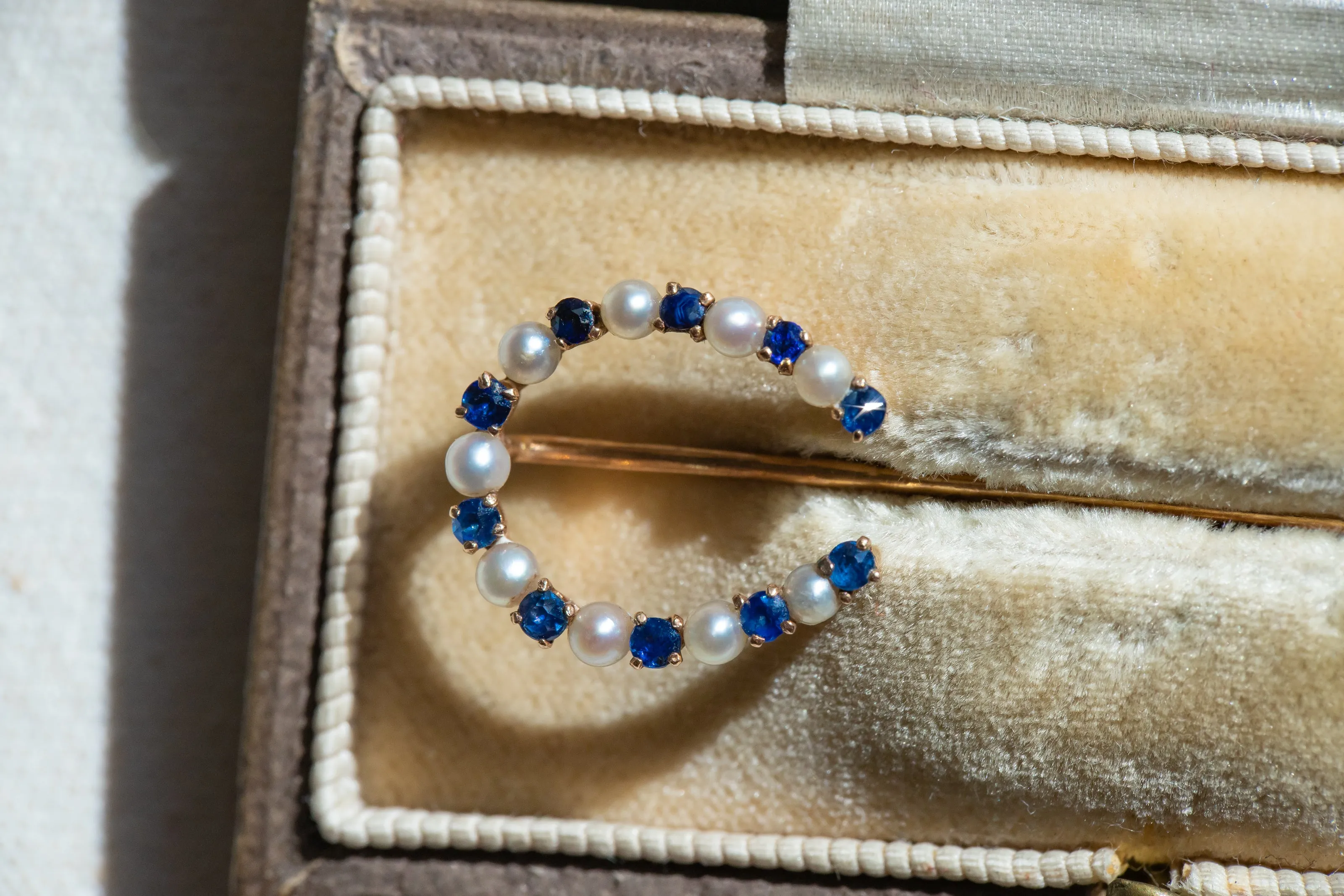 Victorian 14k 1.42 CTW Sapphire & Pearl Large Horseshoe Stick Pin
