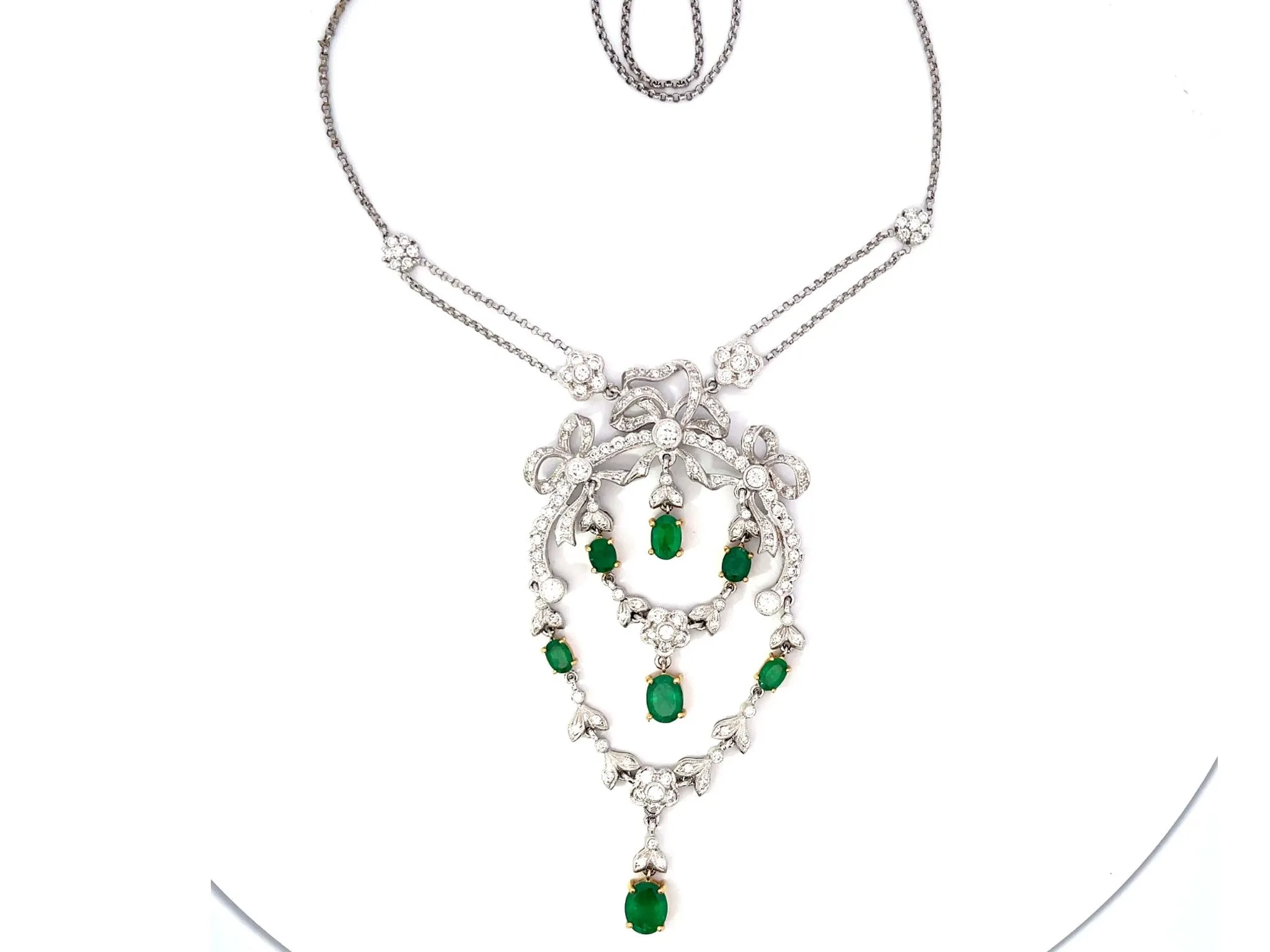 Victorian Diamond and Emerald Dangly Pendant Necklace in 18k White Gold
