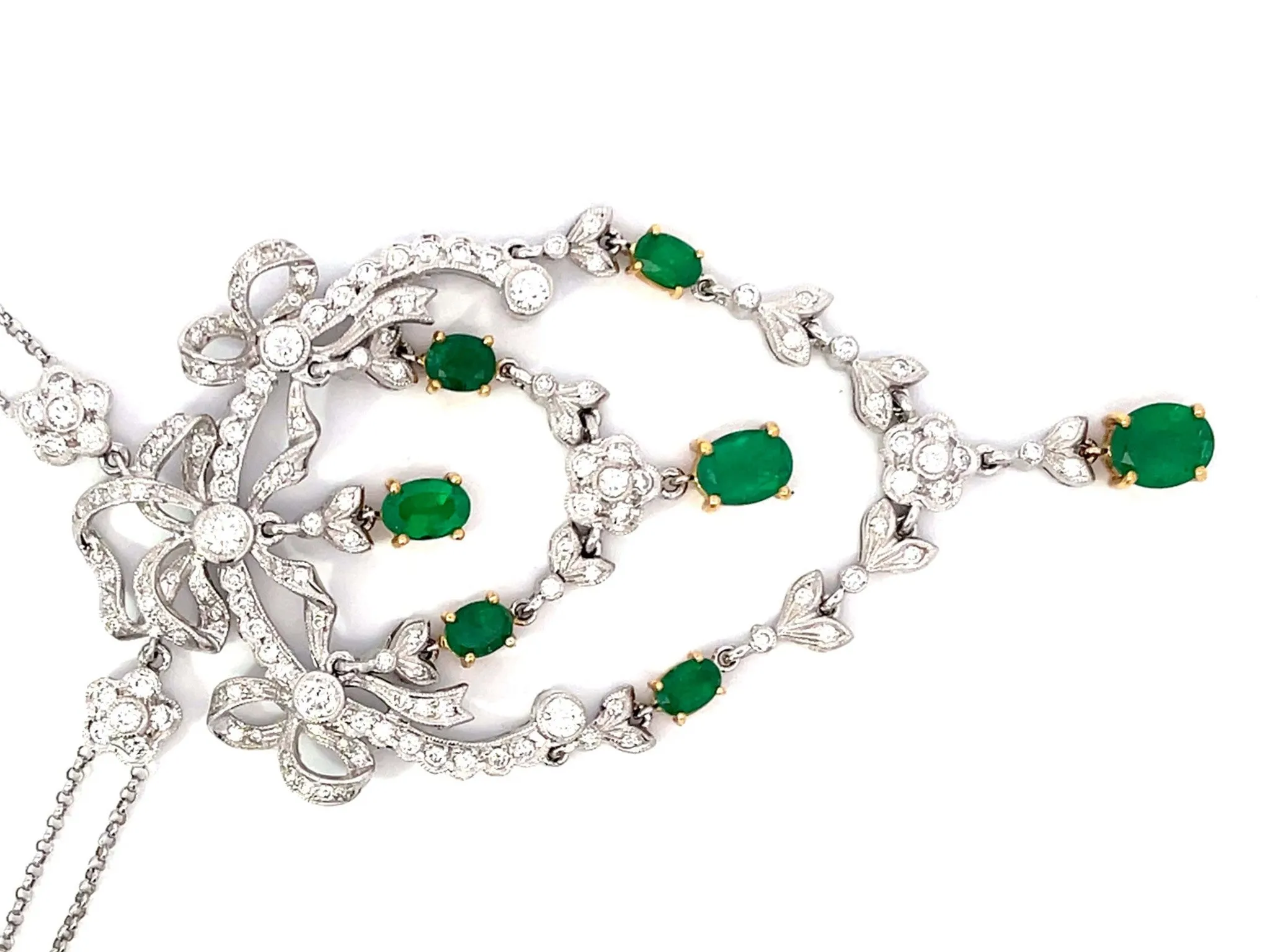 Victorian Diamond and Emerald Dangly Pendant Necklace in 18k White Gold