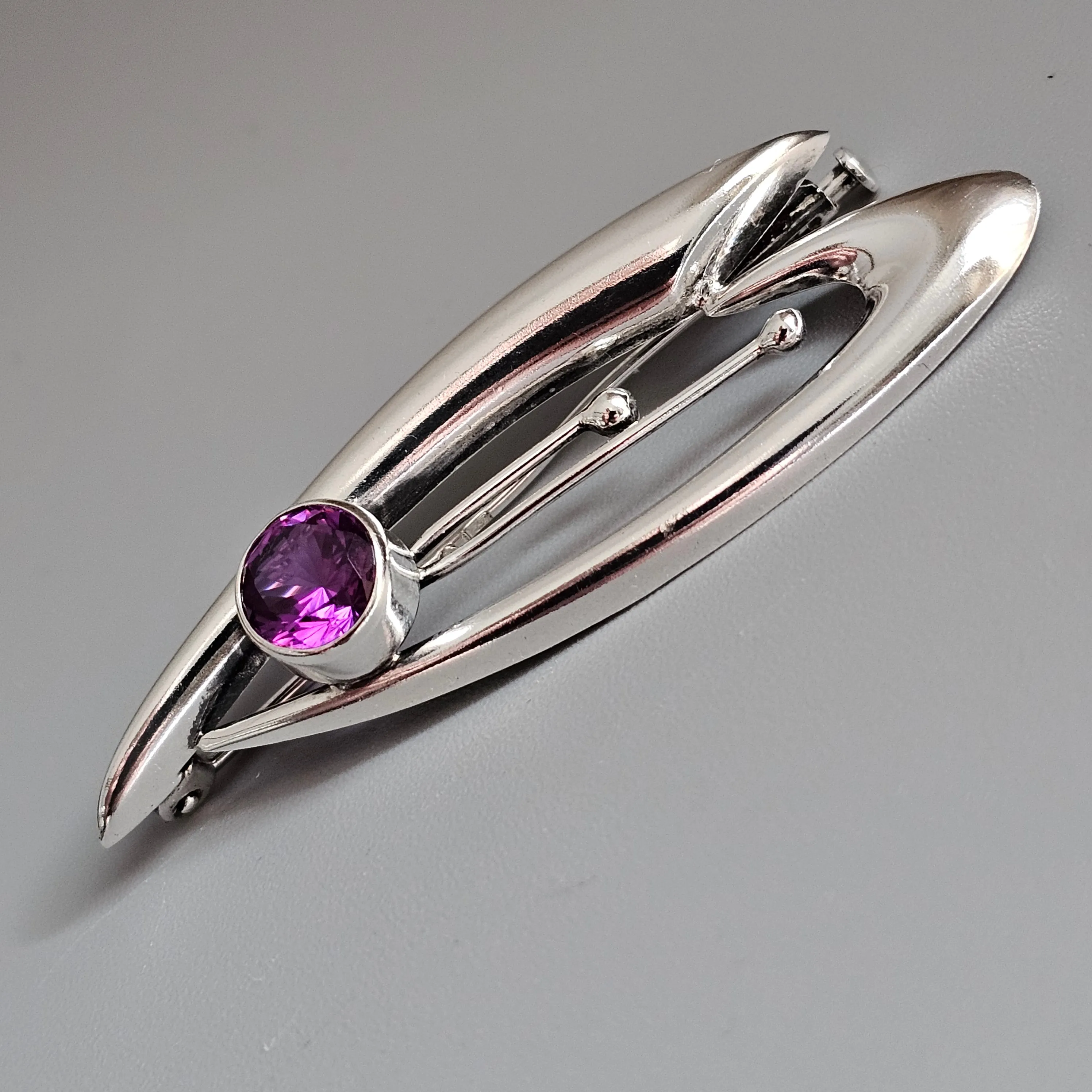 Vintage 1970 Finnish Modernist Sterling Silver Brooch with Lab-Created Purple Sapphire by Kultaseppä Salovaara 1975