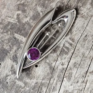 Vintage 1970 Finnish Modernist Sterling Silver Brooch with Lab-Created Purple Sapphire by Kultaseppä Salovaara 1975