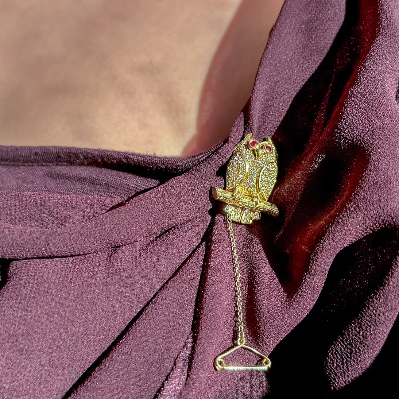 Vintage Diamond Ruby Owl Brooch 18ct Gold