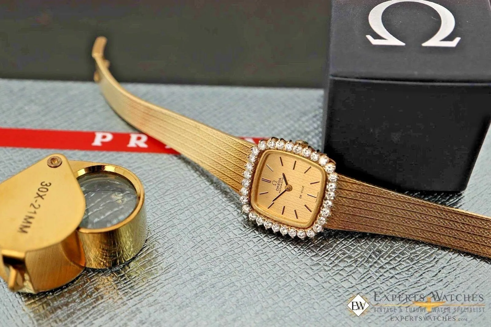 Vintage OMEGA Ladies  DE VILLE Automatic 32 Diamonds 18K Gold Watch Ref 8298 195