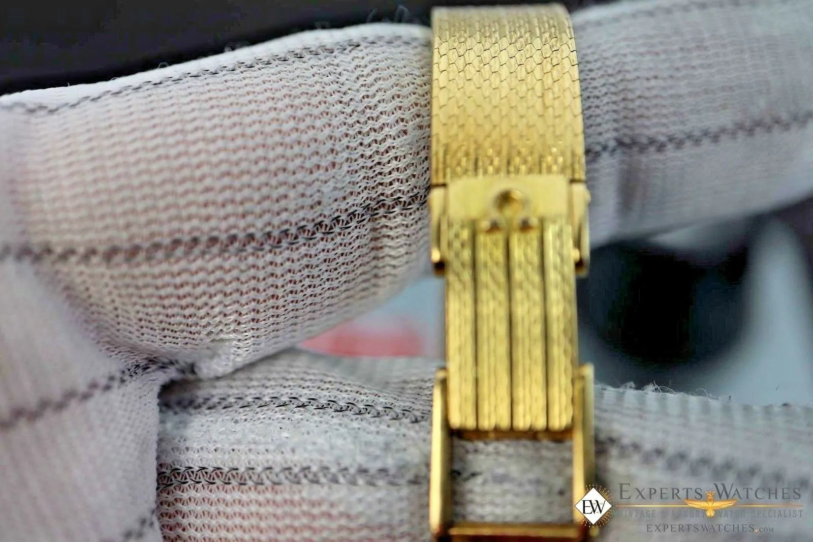 Vintage OMEGA Ladies  DE VILLE Automatic 32 Diamonds 18K Gold Watch Ref 8298 195